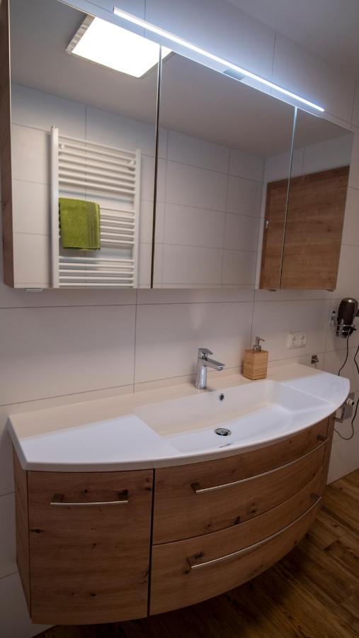 באד אאוסי Das Johann Apartments Im Ausseerland מראה חיצוני תמונה